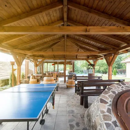 아파트 Virag Vendeghaz